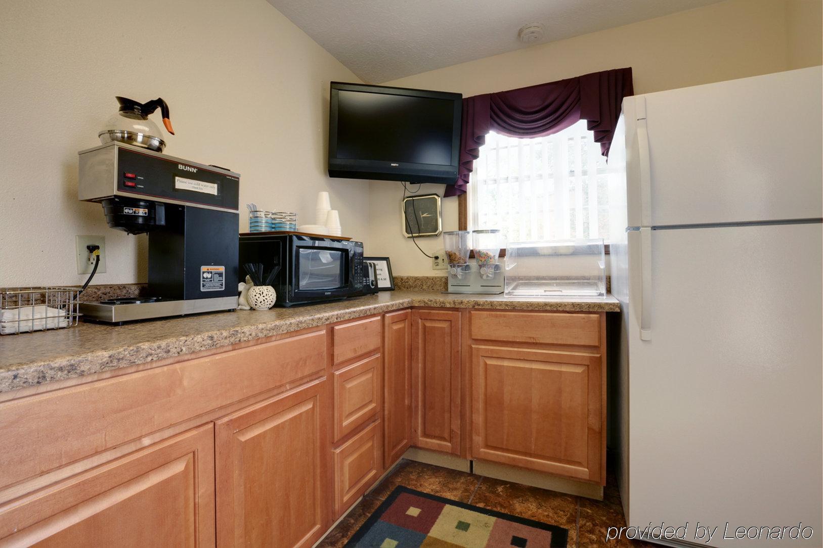 Americas Best Value Inn Weatherford Ruang foto